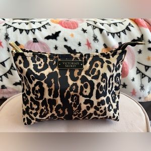 Victoria’s Secret Cosmetic Bag/Toiletry Bag